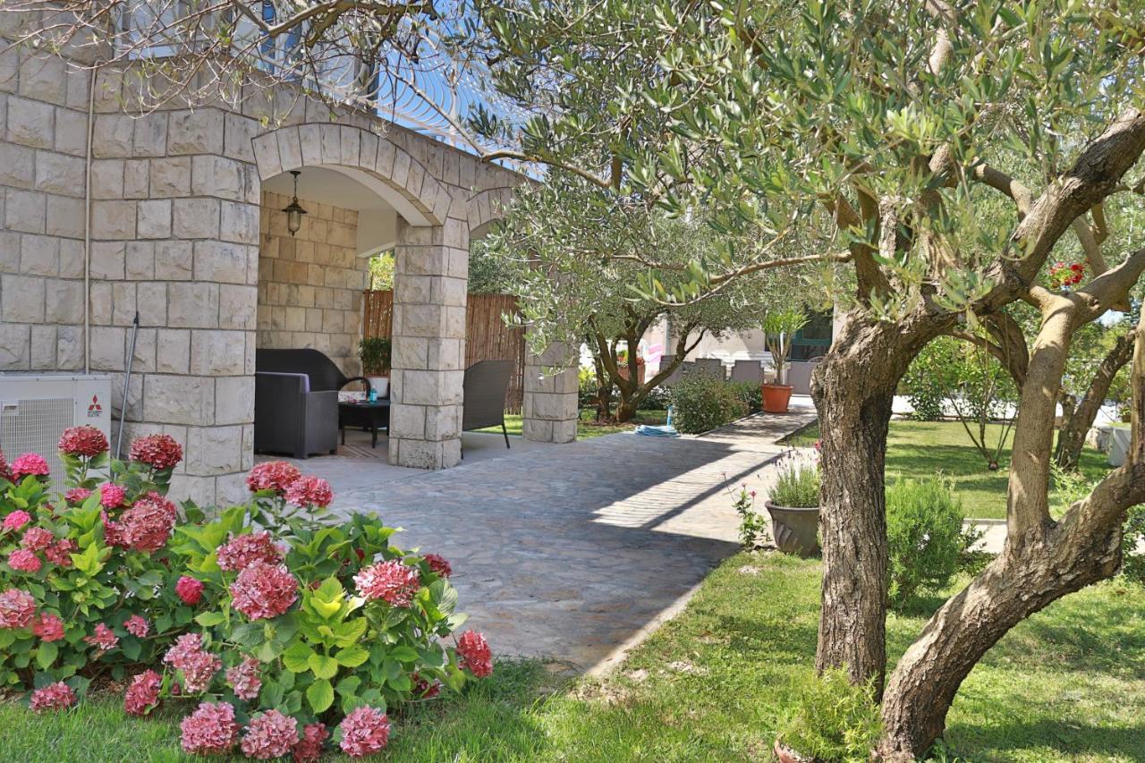 Villa Grand Pinea Čilipi Zewnętrze zdjęcie